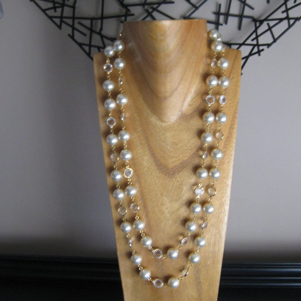 Vintage Joan Rivers Classic Collection Faux Pearl & Crystal Long Necklace